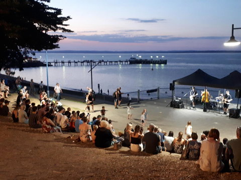 Apartments In Phillip Island Towers - Block C - Accommodation Batemans Bay 9