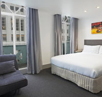 Causeway Inn On The Mall - Accommodation Batemans Bay