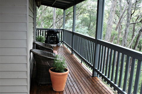 Tangenong Cottages - Accommodation Batemans Bay 18