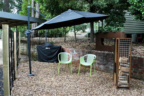 Tangenong Cottages - Accommodation Batemans Bay 11