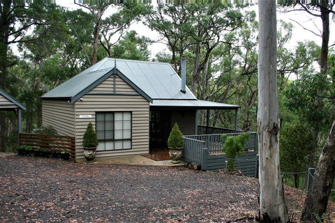 Tangenong Cottages - Accommodation Batemans Bay 15