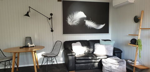 Tangenong Cottages - Accommodation Batemans Bay 6