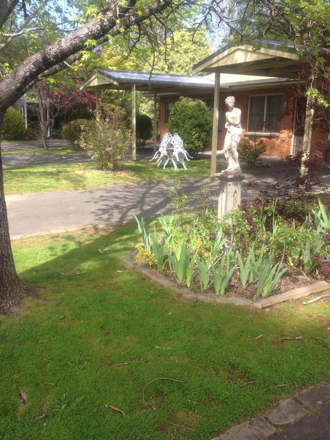 Viewhill Holiday Units - Accommodation Batemans Bay 0