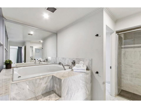 Sophisticated Modern 3 Bed Home In Foodie Paradise - Accommodation Batemans Bay 8