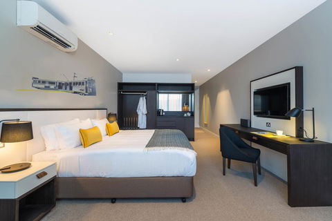 Peppers Docklands - Accommodation Batemans Bay 33