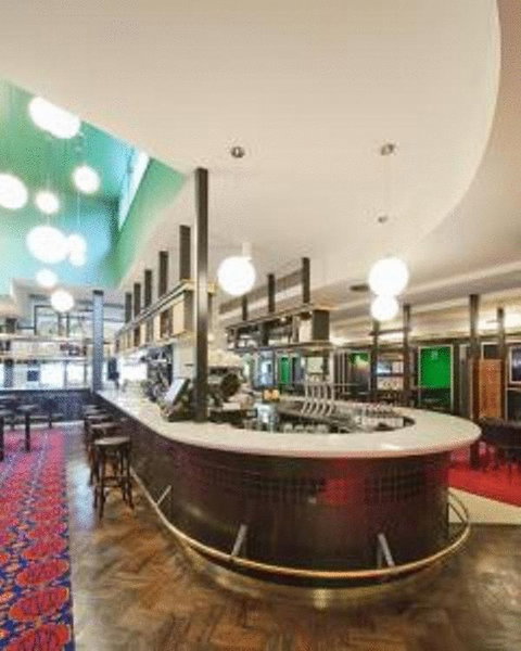 Middle Park Hotel - Accommodation Batemans Bay 11