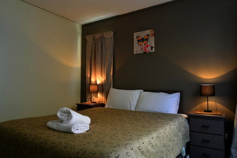 Executive Hideaway - Accommodation Batemans Bay 1