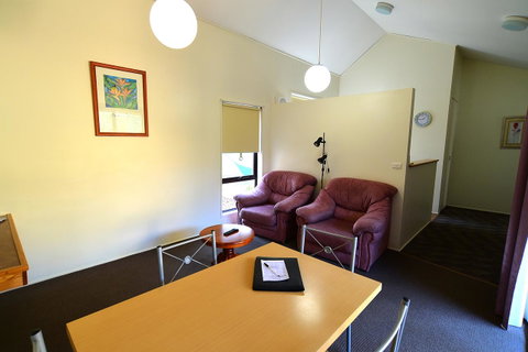 Executive Hideaway - Accommodation Batemans Bay 34
