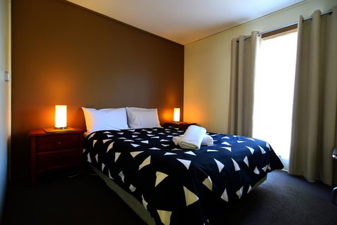 Executive Hideaway - Accommodation Batemans Bay 4