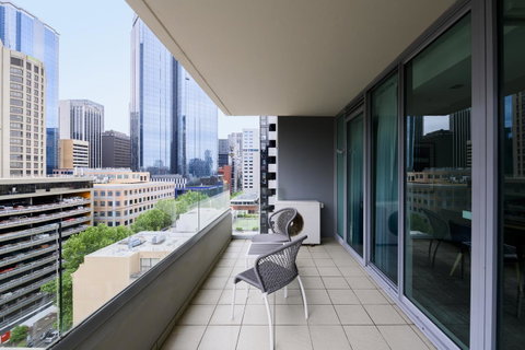 Brady Apartment Hotel Flinders Street - Accommodation Batemans Bay 1