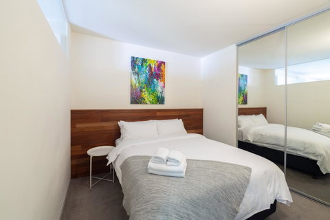 Canvas Suites On Russell Place - Accommodation Batemans Bay 1