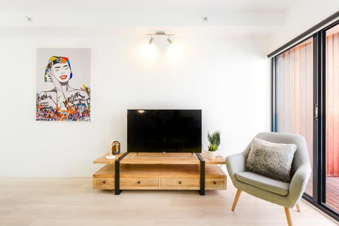 Canvas Suites On Russell Place - Accommodation Batemans Bay 40