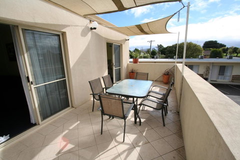 Hamilton Townhouse Motel - Accommodation Batemans Bay 3