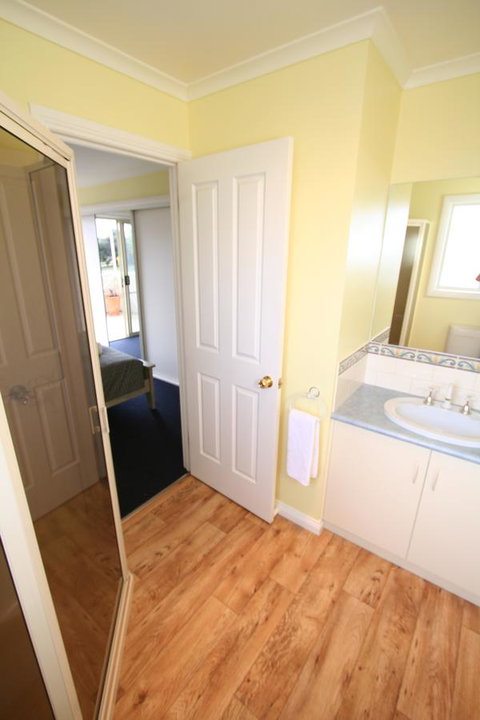 Hamilton Townhouse Motel - Accommodation Batemans Bay 2