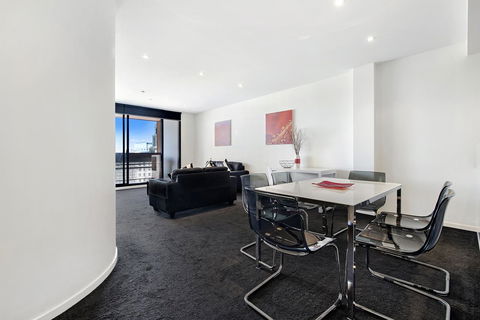 ULTIQA Little Collins (located At The Hero Apartment Building) - Accommodation Batemans Bay 33