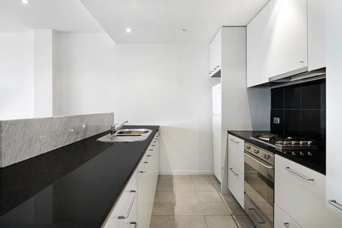 ULTIQA Little Collins (located At The Hero Apartment Building) - Accommodation Batemans Bay 29