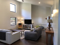 Saje's House  Pod