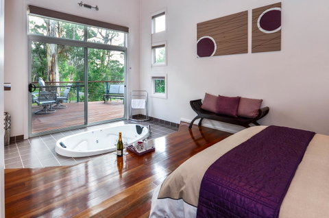 Blue Ridge Retreat - Accommodation Batemans Bay 0