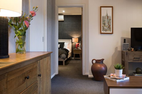 East Street Daylesford - Accommodation Batemans Bay 9