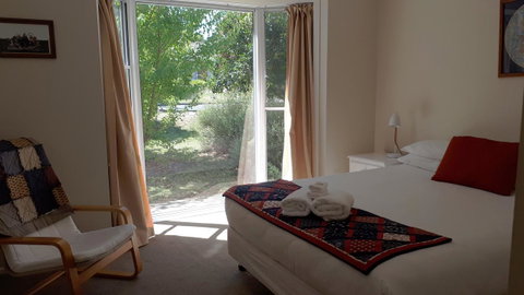 On The Banks - Accommodation Batemans Bay 4