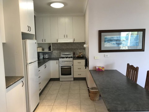 Eagle Bay Views - Accommodation Batemans Bay 15