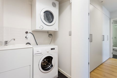 Accent Accommodation@Docklands - Accommodation Batemans Bay 8