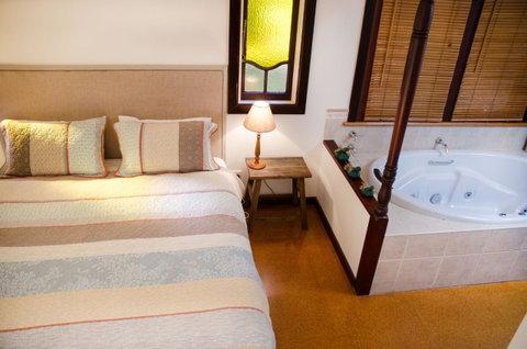 Ashwood Cottages - Accommodation Batemans Bay 5
