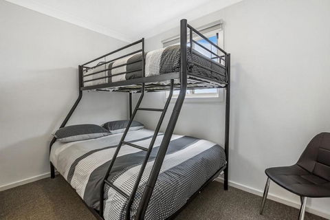 Apartments 521 - Accommodation Batemans Bay 17