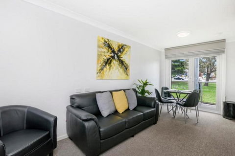 Apartments 521 - Accommodation Batemans Bay 19