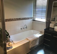 The Booville Hotel - Accommodation Batemans Bay