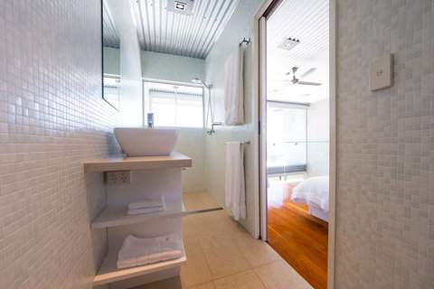 The Bunyip Retreat - Accommodation Batemans Bay 3