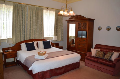 The Dragonfly North West - Accommodation Batemans Bay 2