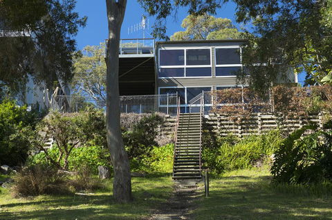 The Folly - Accommodation Batemans Bay 0
