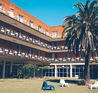 The Greenwich - Accommodation Batemans Bay