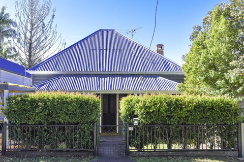 The Grey House - Accommodation Batemans Bay 0