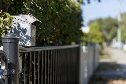 The Grey House - Accommodation Batemans Bay 1