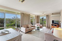 The Helm Unit 1 22 Voyager Close