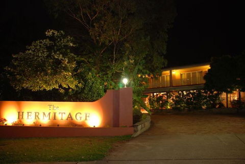 The Hermitage Motel - Campbelltown - Accommodation Batemans Bay 3