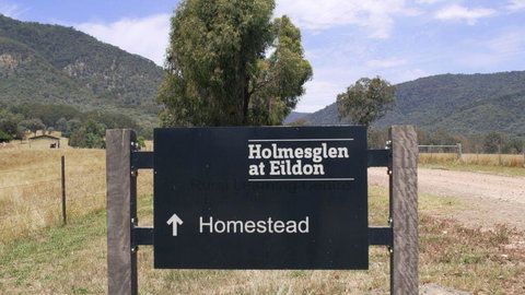 The Homestead At Holmeslgen At Eildon - Accommodation Batemans Bay 3
