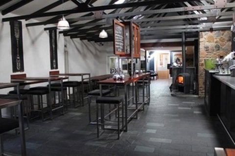 The Inn Mahogany Creek - Accommodation Batemans Bay 1