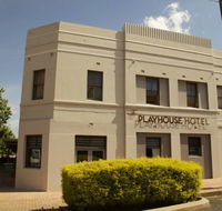 The Playhouse Hotel - Accommodation Batemans Bay