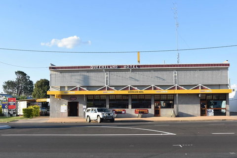 The Queensland Hotel - Accommodation Batemans Bay 0