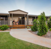The Rocks Motel - Accommodation Batemans Bay