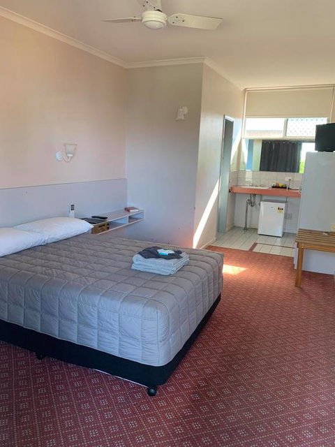 The Royal Motel - Accommodation Batemans Bay 0