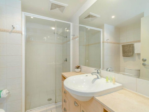 The Sands 7- Great Views Across The Ocean - Accommodation Batemans Bay 2