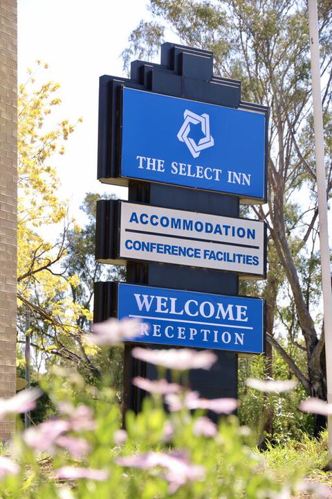 The Select Inn Penrith - Accommodation Batemans Bay 3