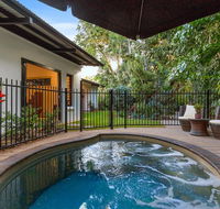 The Tropical Sanctuary - Accommodation Batemans Bay