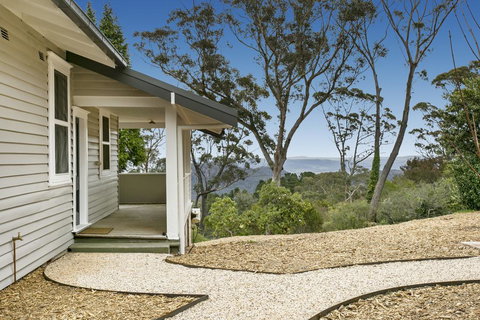 Toria Views - Accommodation Batemans Bay 0