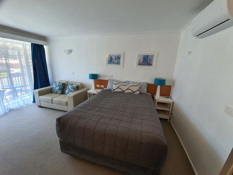 Town Beach Motor Inn Port Macquarie - Accommodation Batemans Bay 1