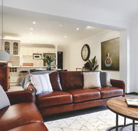 Tre Sorelle Camden - Accommodation Batemans Bay